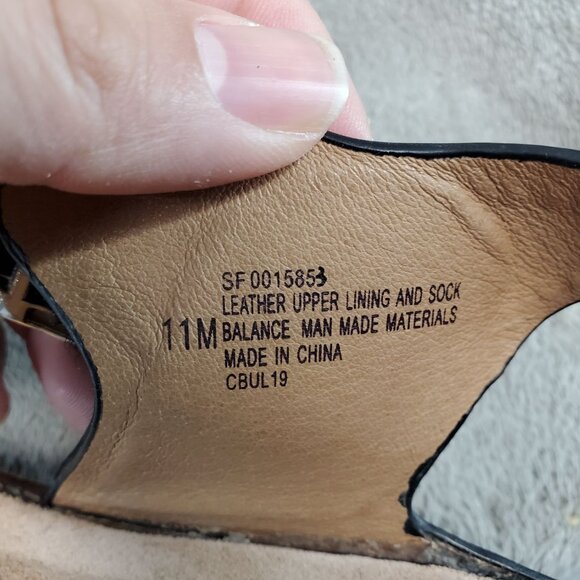 Sofft Shoes Womens Size 11 Grey Reptile & Black Leather Bali Sandals - Picture 3 of 10